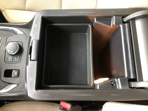 Used 2023 Chevrolet Traverse LS w/ Safety Package FWD image 23