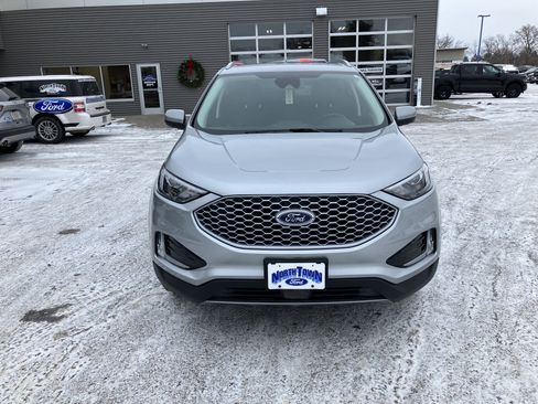 Used 2024 Ford Edge SEL w/ Convenience Package image 3