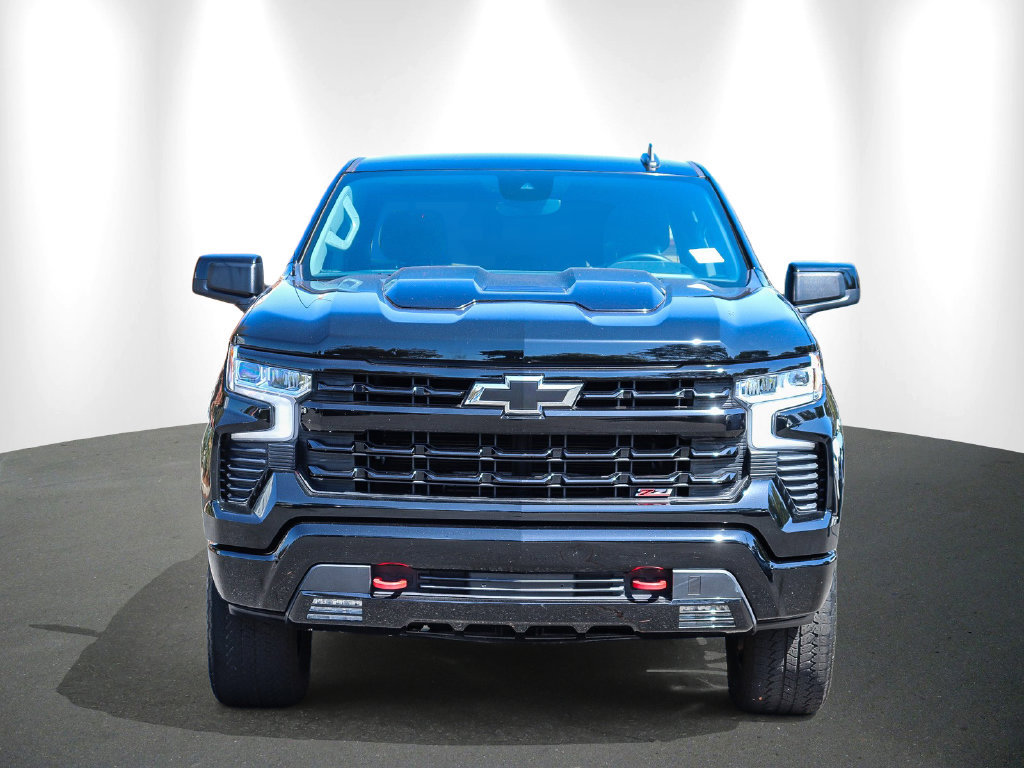 Used 2024 Chevrolet Silverado 1500 LT Trail Boss AWD/4WD image 2