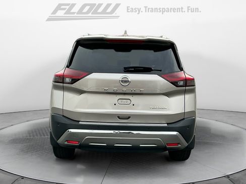 Used 2021 Nissan Rogue Platinum image 8