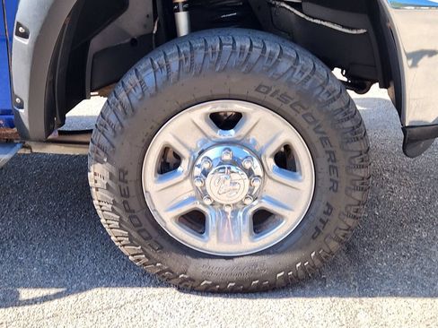 Used 2014 RAM 2500 SLT AWD/4WD image 14