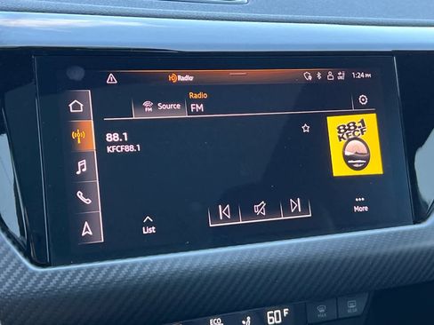 Used 2023 Audi e-tron GT Premium Plus w/ Performance Package image 22