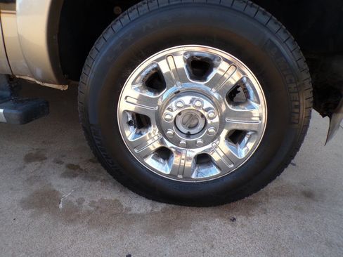 Used 2012 Ford F250 King Ranch w/ King Ranch w/Chrome Pkg image 5