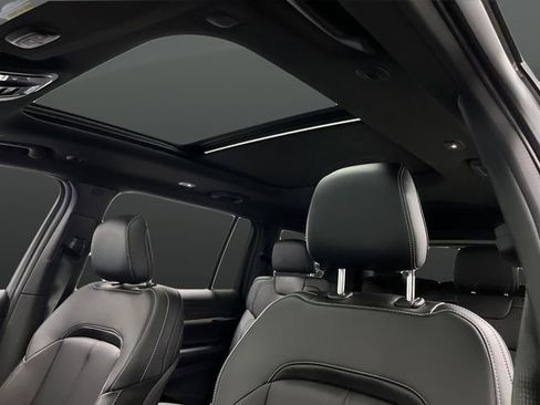 New 2025 Jeep Grand Cherokee L Limited w/ Black Appearance Package image 7