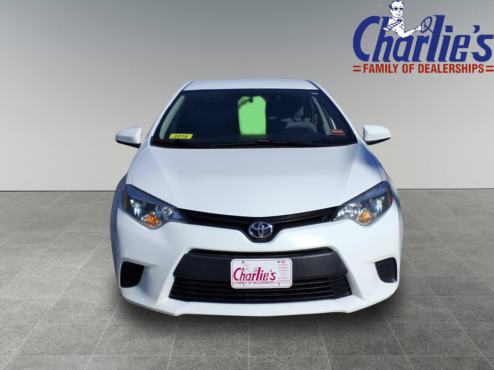 Used 2016 Toyota Corolla L FWD image 2