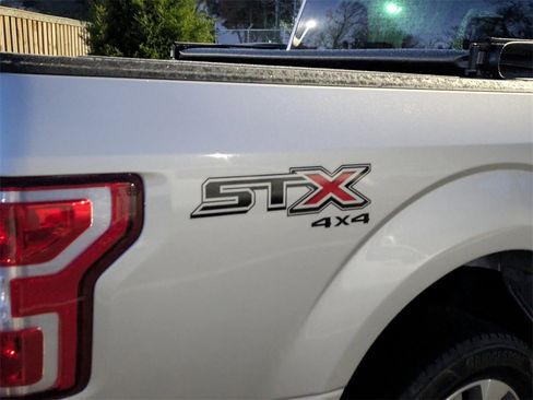 Used 2018 Ford F150 XL w/ Equipment Group 101A Mid image 7