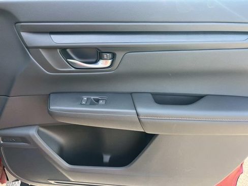Used 2025 Honda CR-V Sport image 26