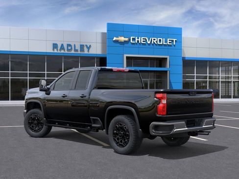 New 2026 Chevrolet Silverado 2500 LT image 3