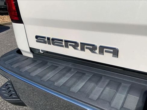 Used 2016 GMC Sierra 1500 SLE w/ Suspension Package, Off-Road image 30