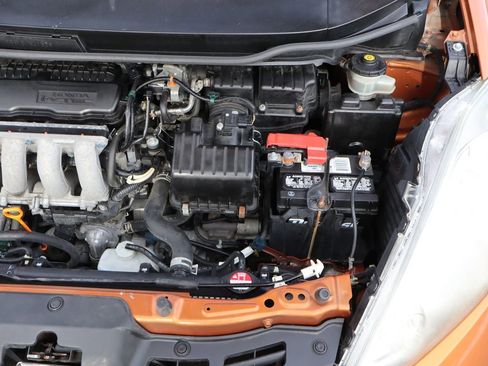 Used 2010 Honda Fit Sport image 38