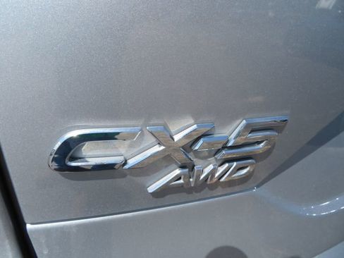 Used 2018 MAZDA CX-5 Touring image 7
