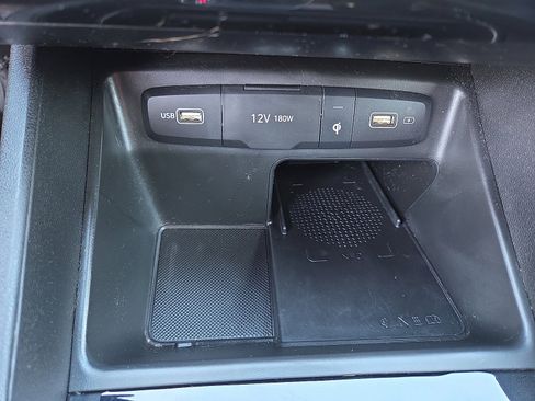 Used 2022 Hyundai Santa Cruz SEL Premium image 24