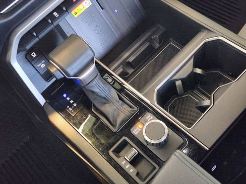 Used 2025 Toyota Tundra SR5 image 19