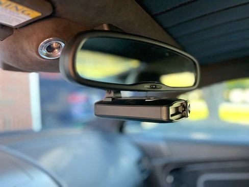 Used 2015 Aston Martin DB9 Coupe image 29