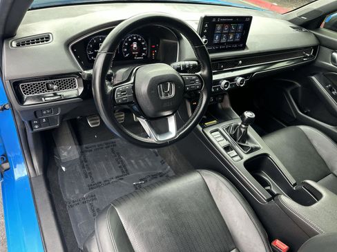 Used 2023 Honda Civic Sport Touring image 2
