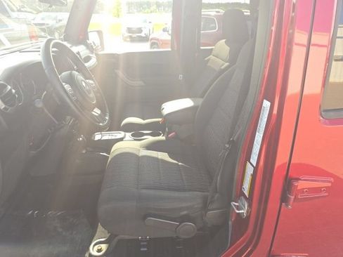 Used 2012 Jeep Wrangler Unlimited Sport AWD/4WD image 10