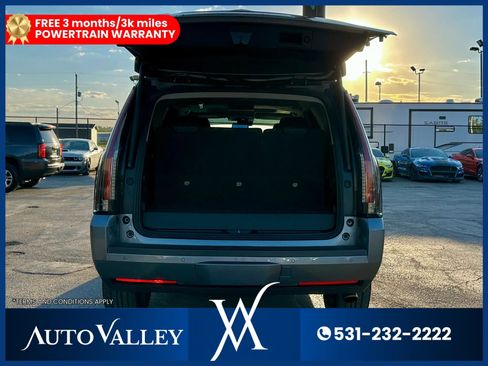 Used 2020 Cadillac Escalade Luxury AWD/4WD image 39
