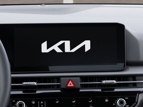 Certified 2026 Kia Sportage LX FWD image 20