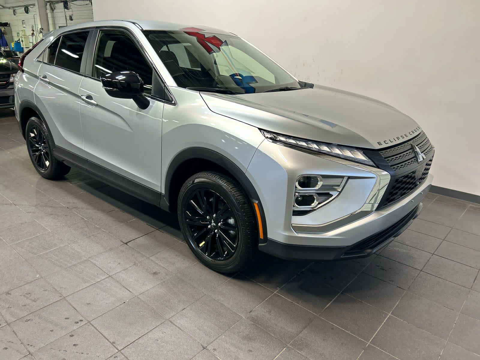 Used 2026 Mitsubishi Eclipse Cross AWD image 2