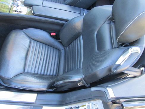 Used 2015 Mercedes-Benz SL 550 image 11