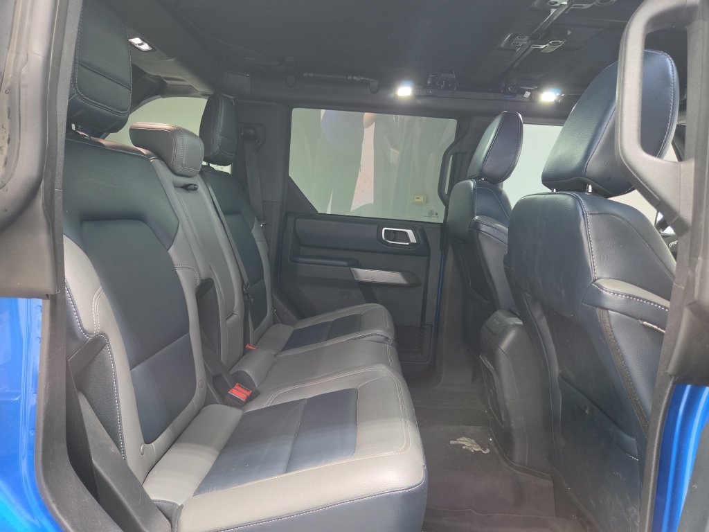 Used 2023 Ford Bronco Outer Banks AWD/4WD image 12