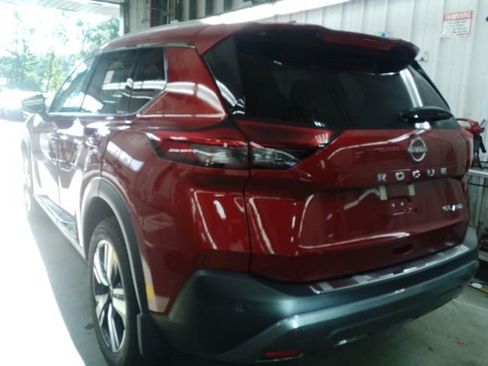 Certified 2023 Nissan Rogue SL AWD/4WD image 2