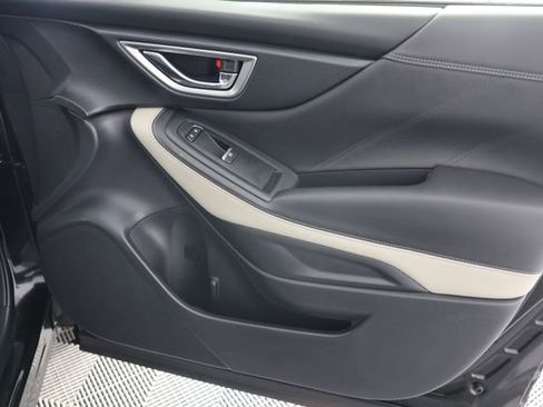 Used 2022 Subaru Forester Limited image 28