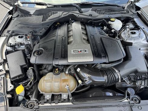 Used 2020 Ford Mustang GT w/ Black Accent Package RWD image 20