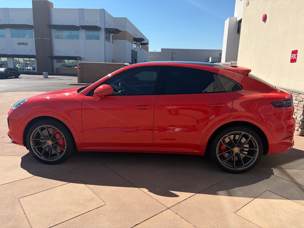 Used 2020 Porsche Cayenne Turbo AWD/4WD image 3