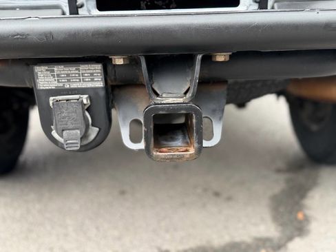 Used 2002 Chevrolet Silverado 3500 LS w/ Electrical Convenience Pkg image 51