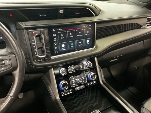 Used 2023 GMC Yukon Denali w/ Denali Reserve Package AWD/4WD image 14