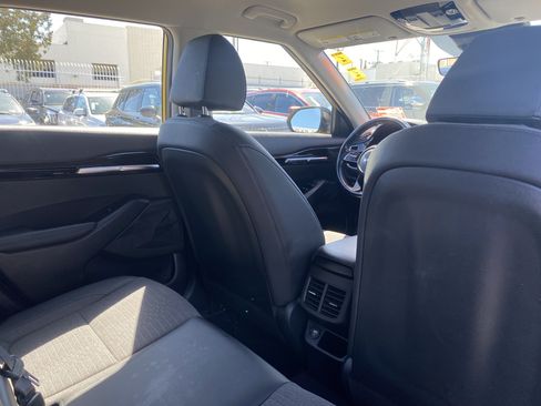 Used 2022 Kia Seltos S FWD image 23