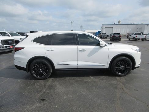 Used 2022 Acura MDX SH-AWD w/ Technology Package image 4
