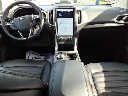 Certified 2024 Ford Edge SEL w/ Convenience Package AWD/4WD image 12