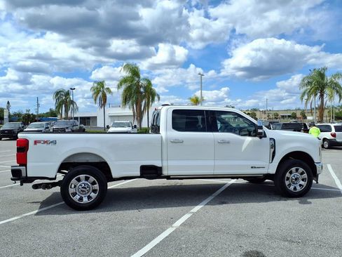 Used 2024 Ford F350 4x4 Crew Cab Super Duty image 8