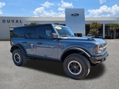New 2025 Ford Bronco Badlands w/ Sasquatch Package
