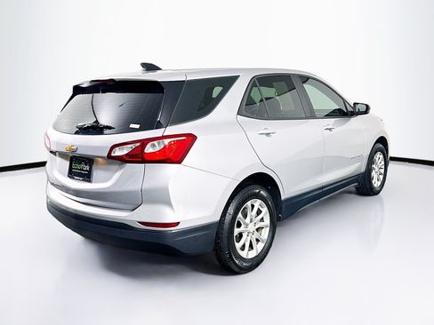 Used 2020 Chevrolet Equinox LS FWD image 9