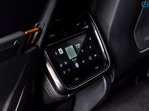 Used 2023 Rivian R1T Adventure image 18