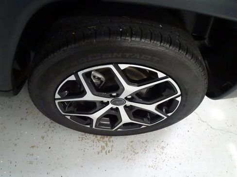 Certified 2025 Jeep Compass Limited AWD/4WD image 28