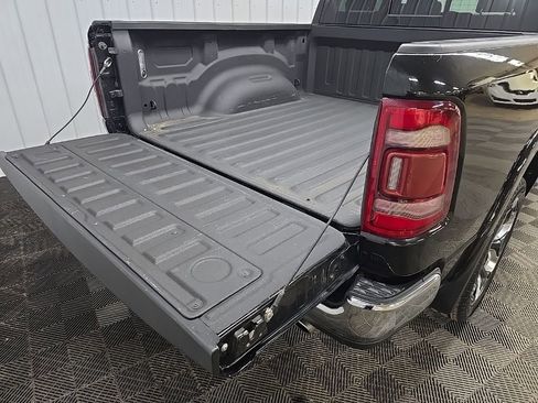 Used 2019 RAM 1500 Limited AWD/4WD image 12