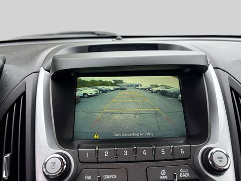 Used 2017 Chevrolet Equinox Premier w/ Enhanced Convenience Package AWD/4WD image 19