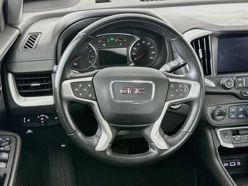 Used 2024 GMC Terrain SLT FWD image 17