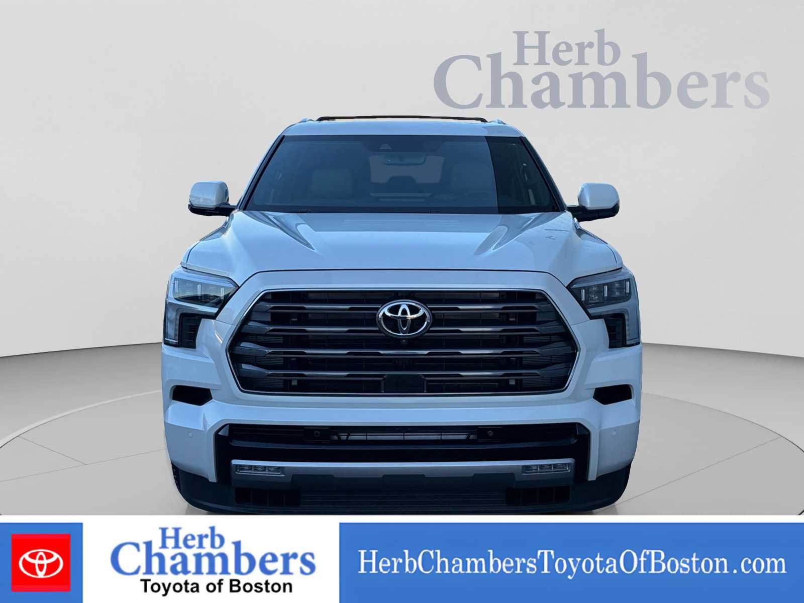 Used 2026 Toyota Sequoia Limited AWD/4WD image 2