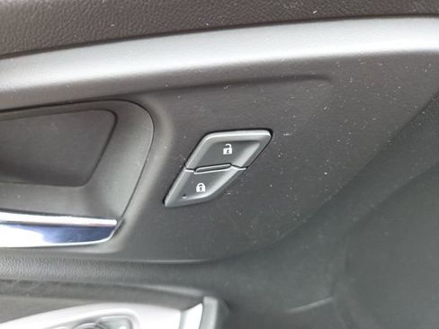 Used 2024 Chevrolet Malibu LT image 48