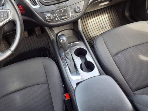 Used 2020 Chevrolet Malibu RS w/ LPO, Convenience Package 1 image 9