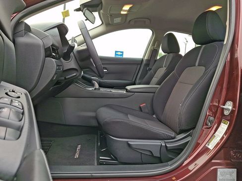Used 2020 Nissan Sentra SV FWD image 13