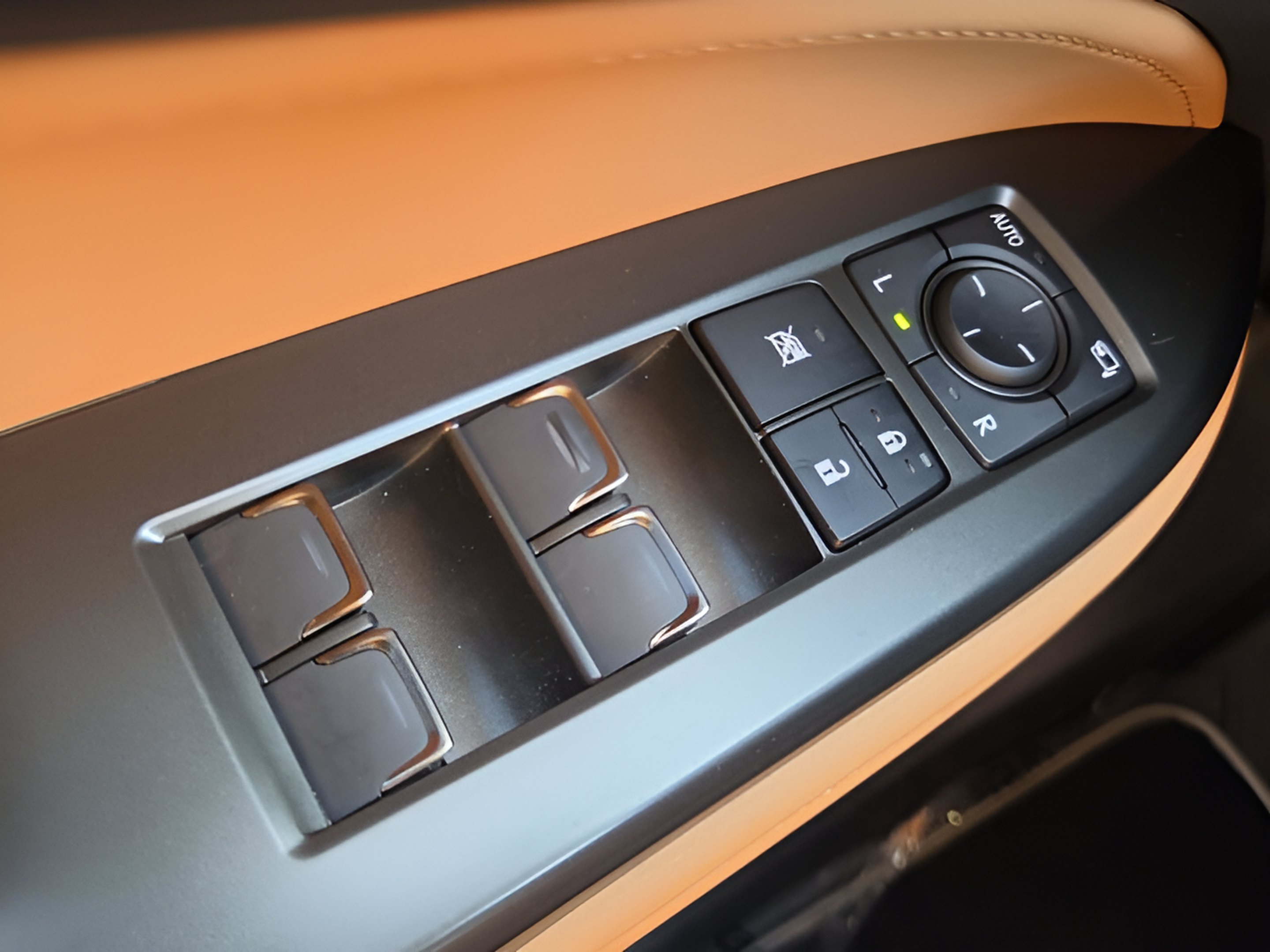 Used 2026 Lexus NX 350 AWD w/ Cold Area Package image 33