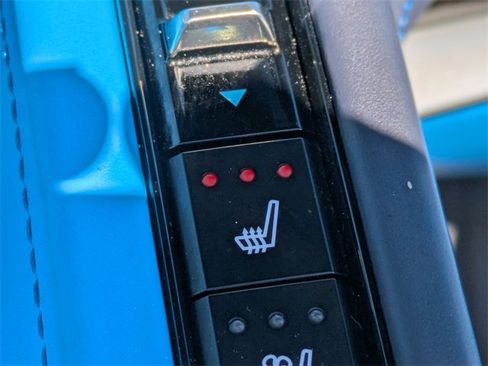 Used 2022 Chevrolet Corvette Stingray Premium Conv w/ Z51 Performance Package image 21