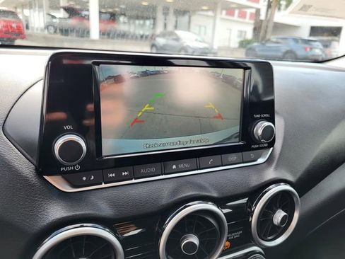 Used 2025 Nissan Sentra S image 8