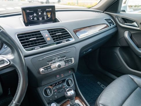 Used 2016 Audi Q3 2.0T Premium Plus w/ Technology Package image 14